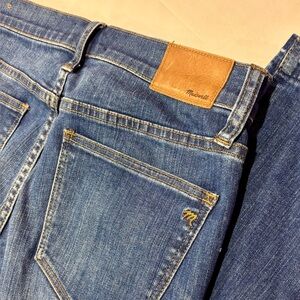 Madewell 9” High Riser Skinny Skinny Jeans Size 28 Dark Wash Distressed